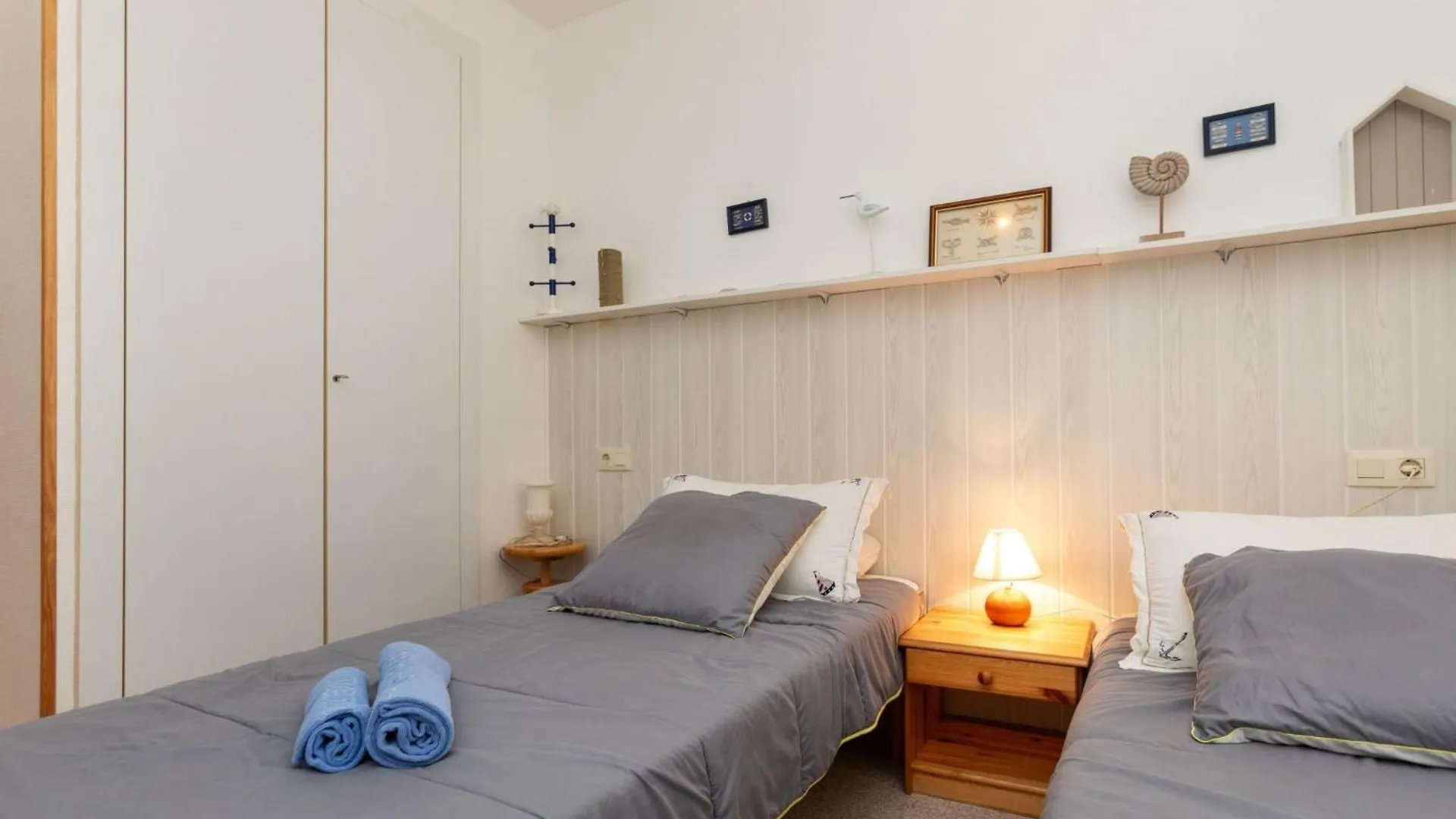 Apartment Galera Mar By Interhome Llanca Spain